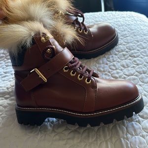 New Louis Vuitton boots sz 38